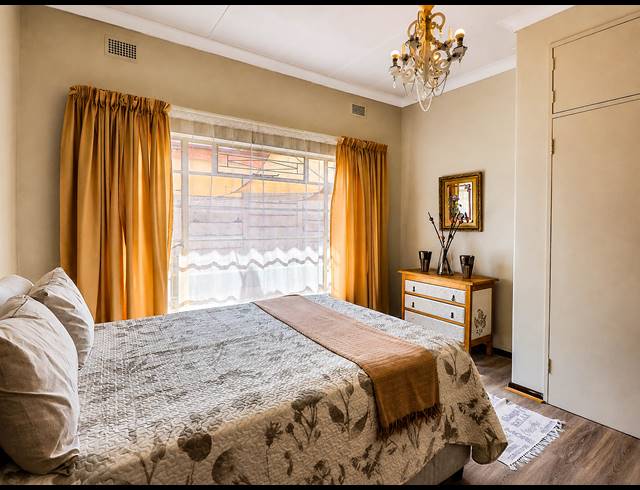 4 BEDROOM HOUSE FOR SALE IN LYTTELTON MANOR